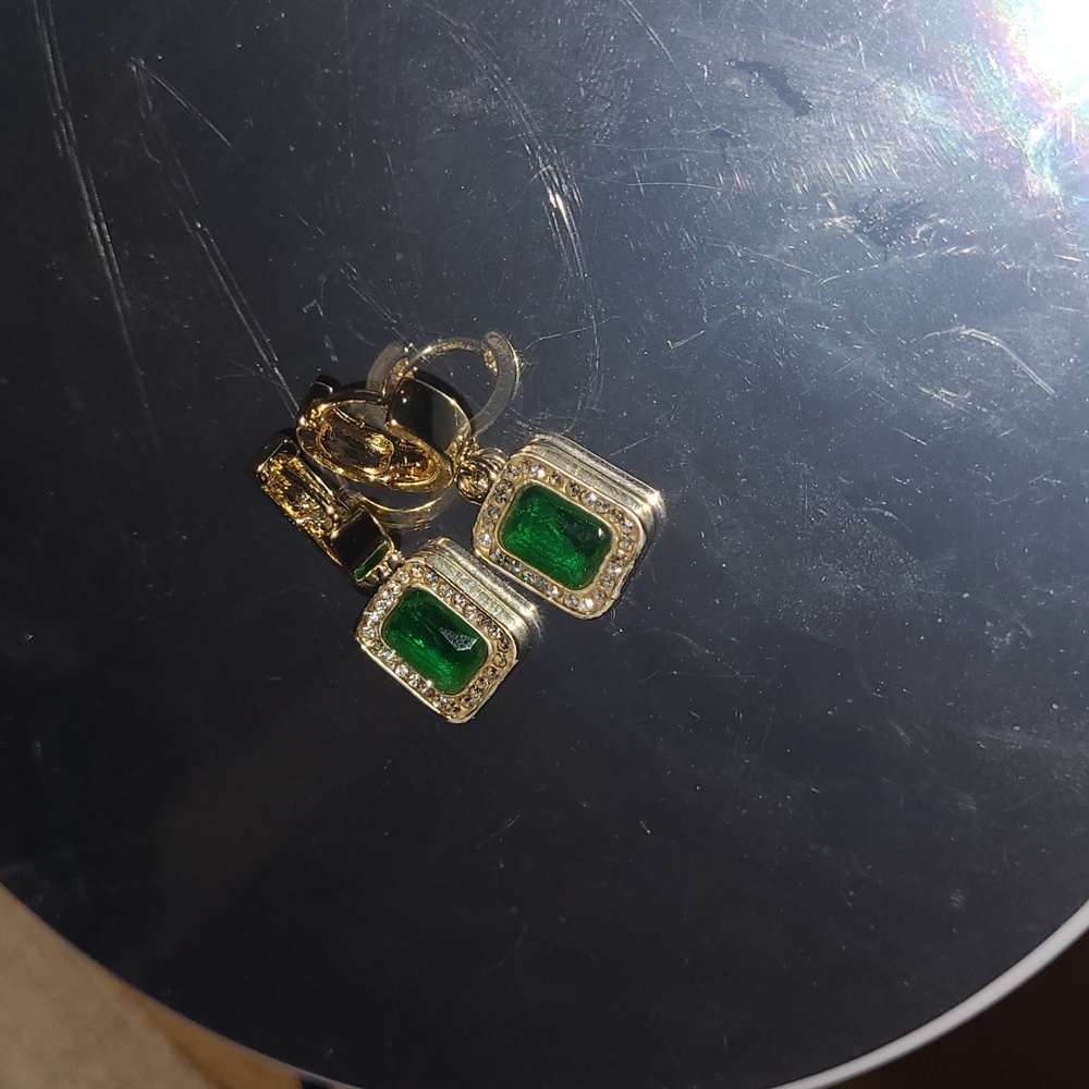 I love luxury  earrings